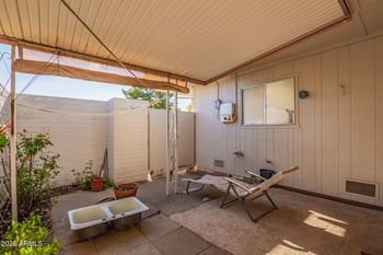 9905 Hawthorn Dr, Sun City, AZ 85351