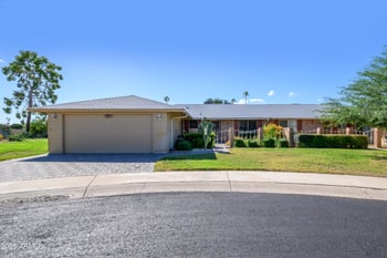 9905 Spruce Dr, Sun City, AZ 85351