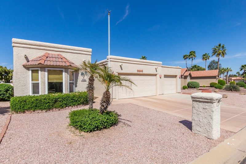 9906 E Chestnut Dr, Sun Lakes, AZ 85248