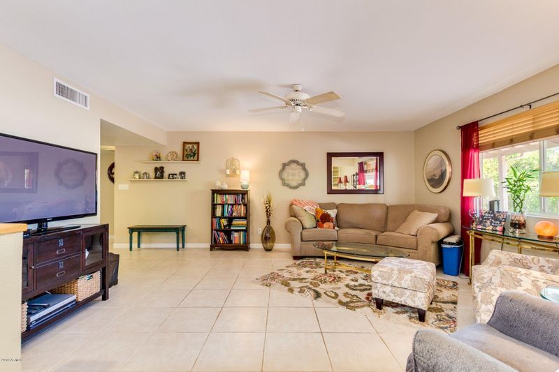 9906 E Chestnut Dr, Sun Lakes, AZ 85248
