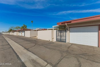 9907 Cedar Dr, Sun City, AZ 85351