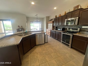 9907 Flanders Rd, Mesa, AZ 85207