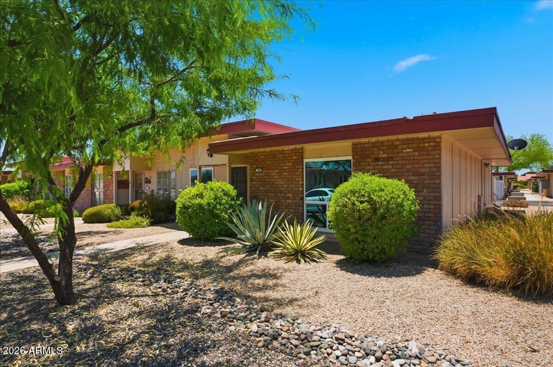 9907 Cedar Dr, Sun City, AZ 85351