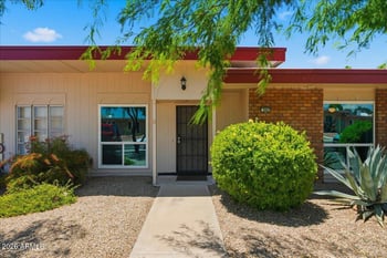 9907 W Cedar Dr, Sun City, AZ 85351