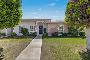 9907 W Hawthorn Dr, Sun City, AZ 85351