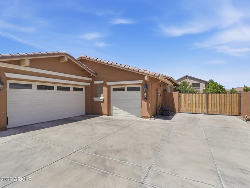 9908 S 43rd Ave, Laveen, AZ 85339