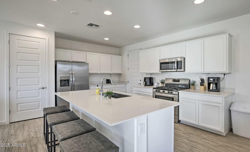 9908 Texas Ave, Mesa, AZ 85212