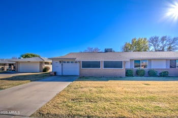 9909 Newport Dr, Sun City, AZ 85351