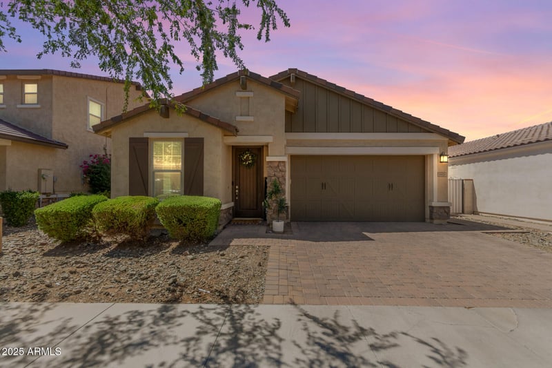 9909 Theia Dr, Mesa, AZ 85212