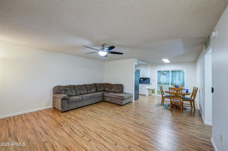 9909 W Newport Dr, Sun City, AZ 85351