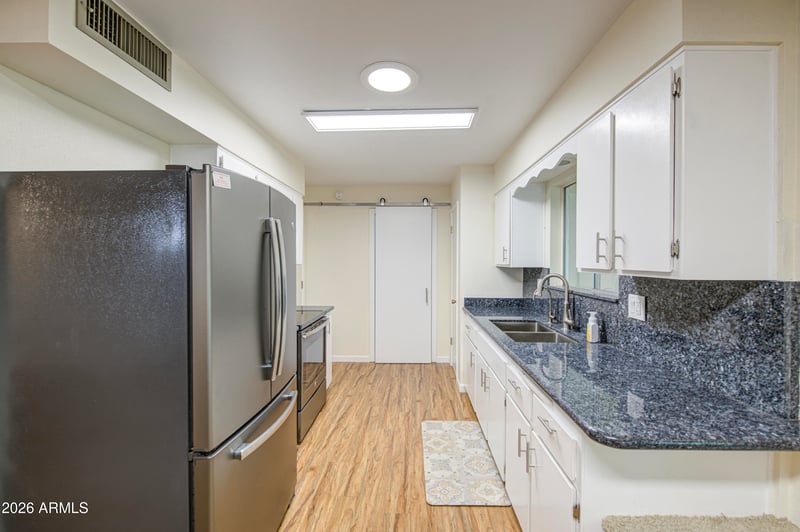 9909 W Newport Dr, Sun City, AZ 85351