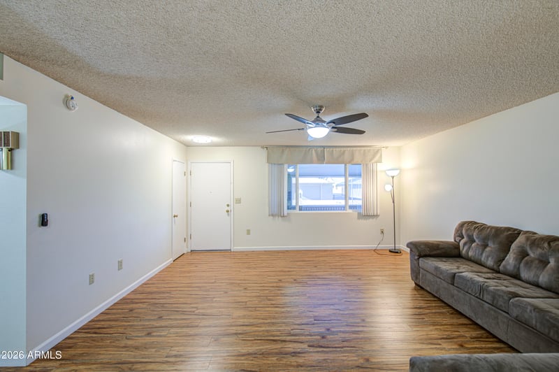 9909 W Newport Dr, Sun City, AZ 85351