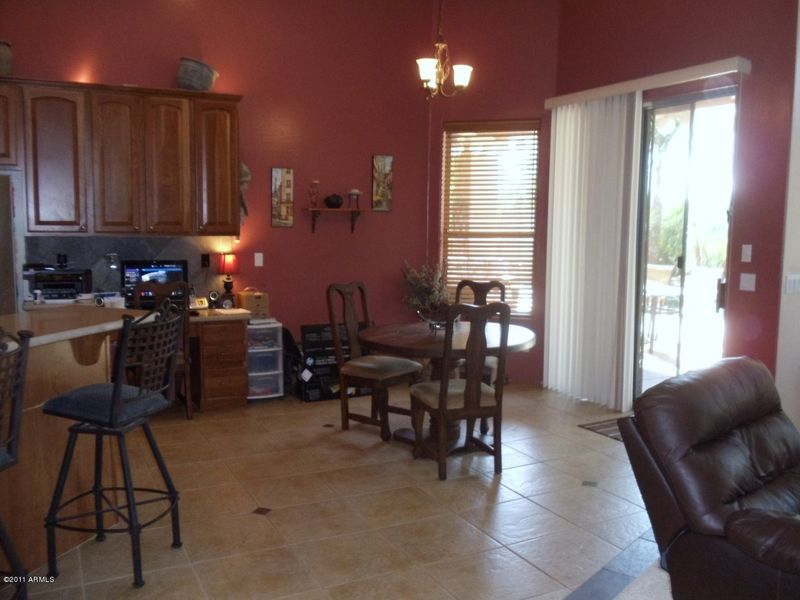 991 E Beechnut Dr, Chandler, AZ 85249