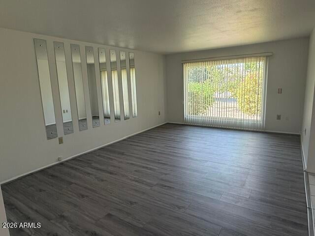 9910 W Kingswood Cir, Sun City, AZ 85351