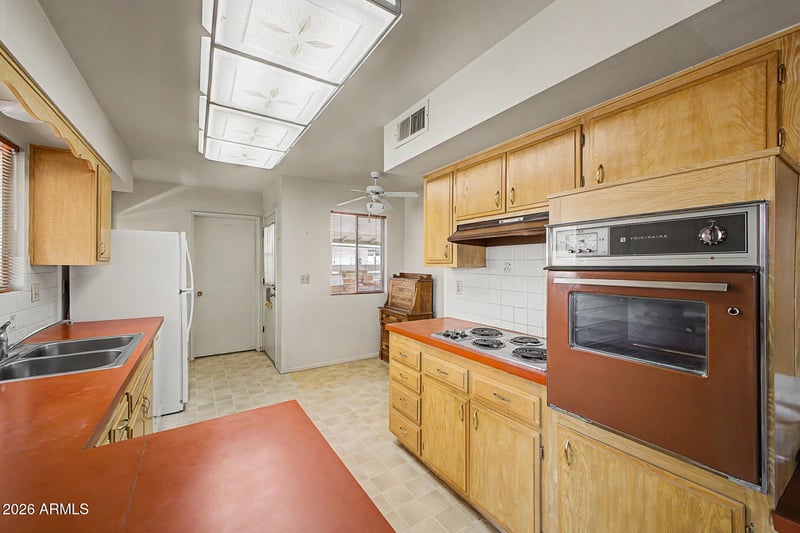 9911 Sun City Blvd, Sun City, AZ 85351