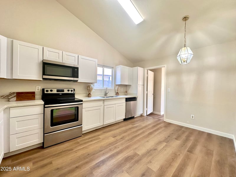 9912 Birchwood Ave, Mesa, AZ 85208