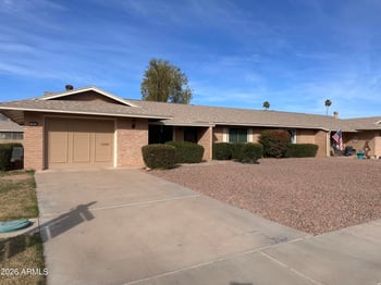9912 Sandstone Dr, Sun City, AZ 85351