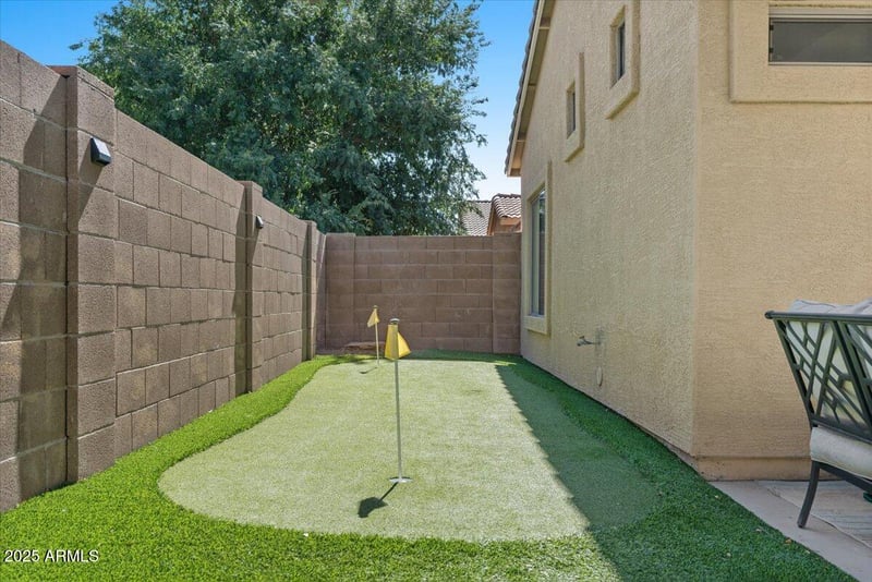9914 Farmdale Ave, Mesa, AZ 85208