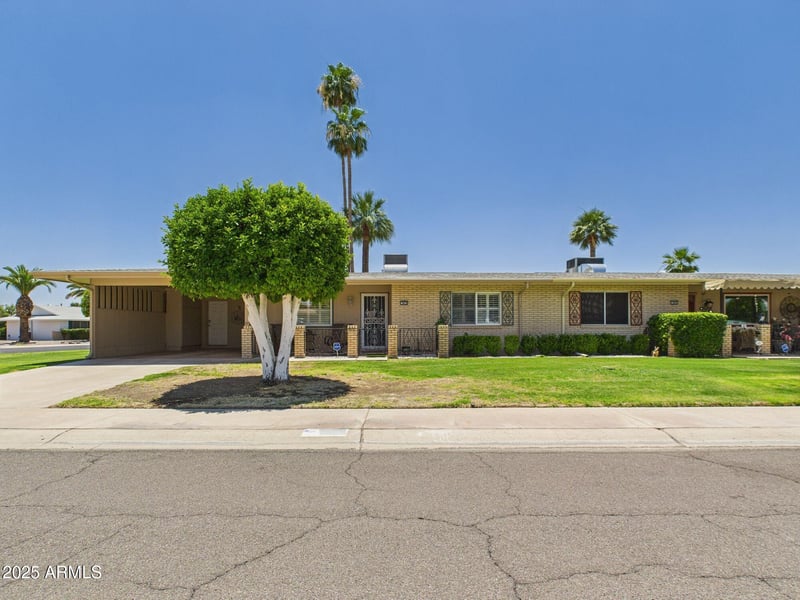 9915 Mountain View Rd, Sun City, AZ 85351