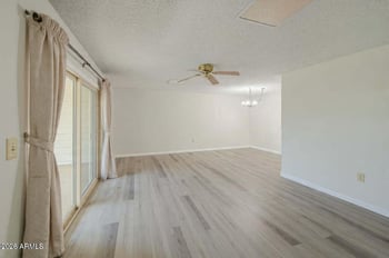 9915 Newport Dr, Sun City, AZ 85351