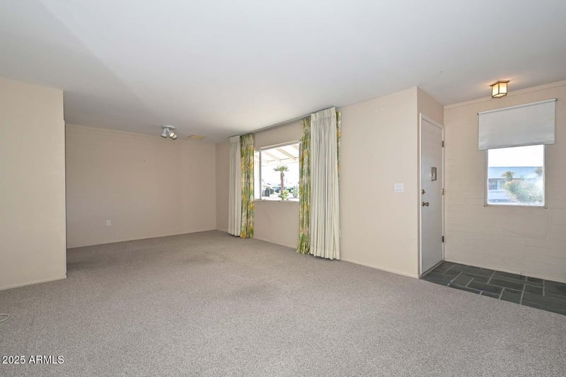 9916 Hope Cir, Sun City, AZ 85351