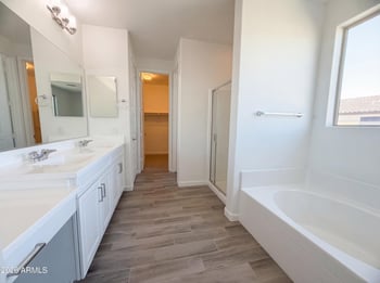 9916 Kinetic Dr, Mesa, AZ 85212