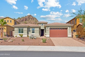 9916 Redbird Rd, Peoria, AZ 85383