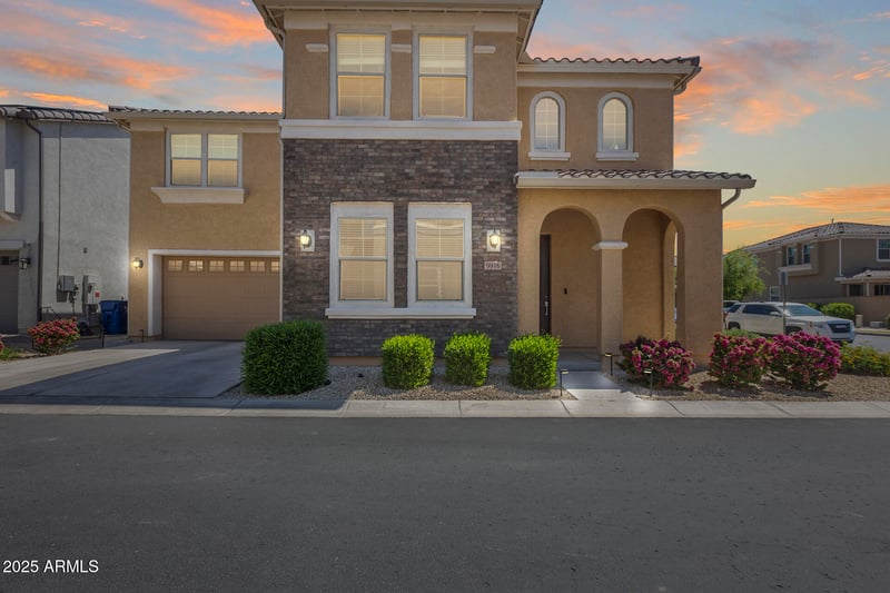 9916 Texas Ave, Mesa, AZ 85212