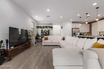 9916 Texas Ave, Mesa, AZ 85212