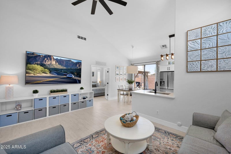 9918 Escondido Ave, Mesa, AZ 85208