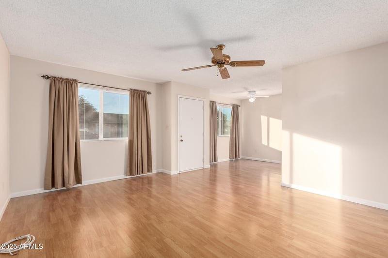 9919 97th Dr #B, Peoria, AZ 85345