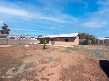 9919 E Magnolia St, Mesa, AZ 85207