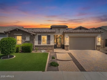 992 E Parkview Dr, Gilbert, AZ 85295