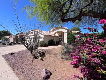 9920 57th Dr, Glendale, AZ 85302