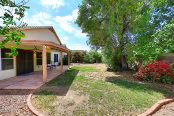 9920 57th Dr, Glendale, AZ 85302