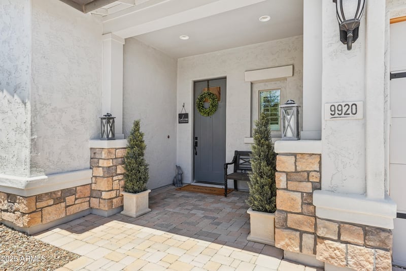 9920 Torino Ave, Mesa, AZ 85212