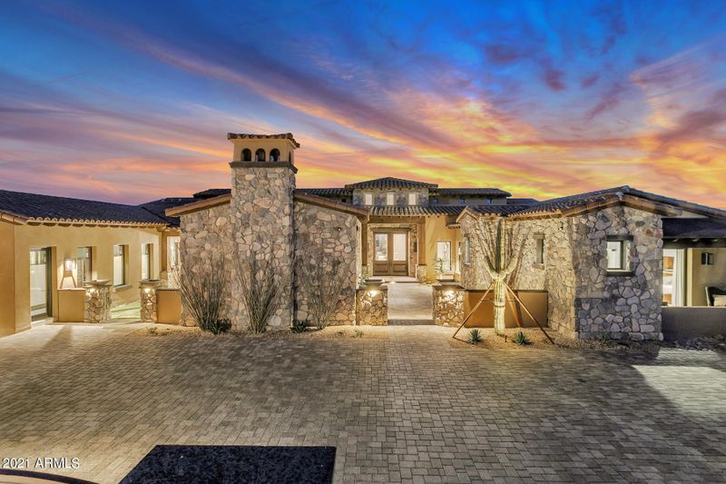 9921 E Honey Mesquite Dr, Scottsdale, AZ 85262