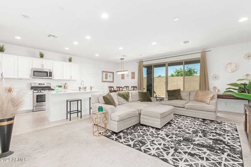 9921 E Tahoe Ave, Mesa, AZ 85212