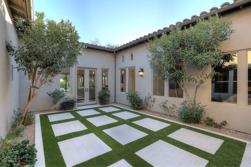 9922 E Buteo Dr, Scottsdale, AZ 85255