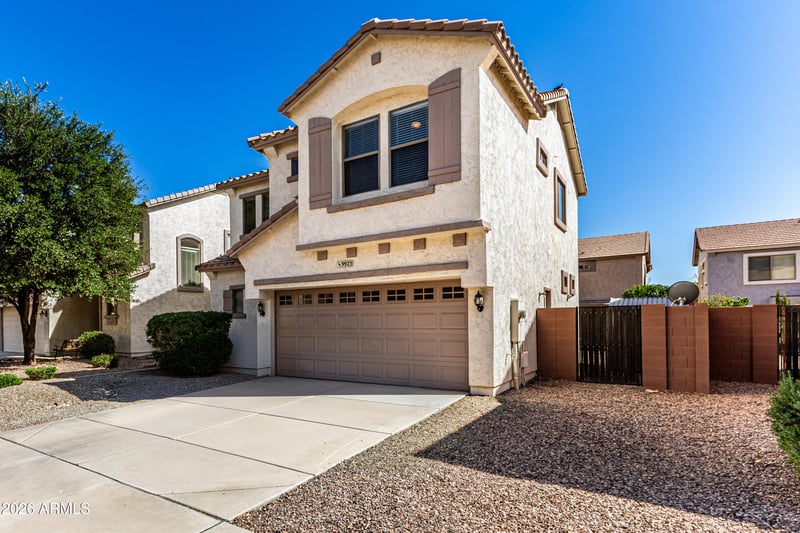 9923 Edgewood Ave, Mesa, AZ 85208
