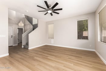 9923 Edgewood Ave, Mesa, AZ 85208