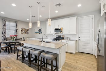 9923 Texas Ave, Mesa, AZ 85212