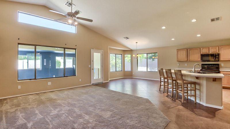 9924 E Lindner Ave, Mesa, AZ 85209