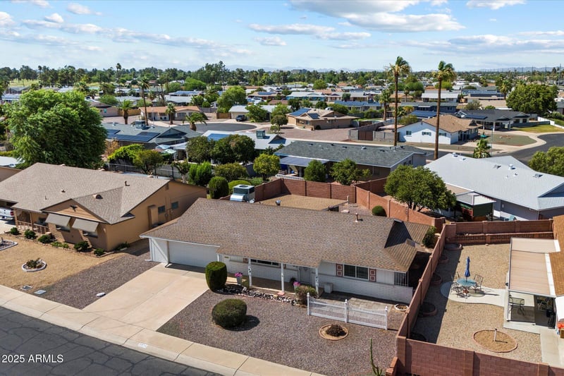 9924 Tarrytown Ave, Sun City, AZ 85351
