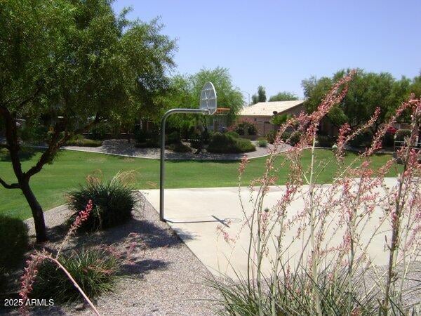 9925 Diamond Ave, Mesa, AZ 85208