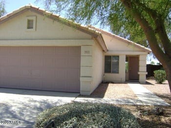 9925 Diamond Ave, Mesa, AZ 85208