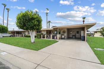 9925 Mountain View Rd, Sun City, AZ 85351