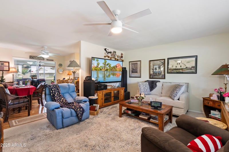 9925 Mountain View Rd, Sun City, AZ 85351