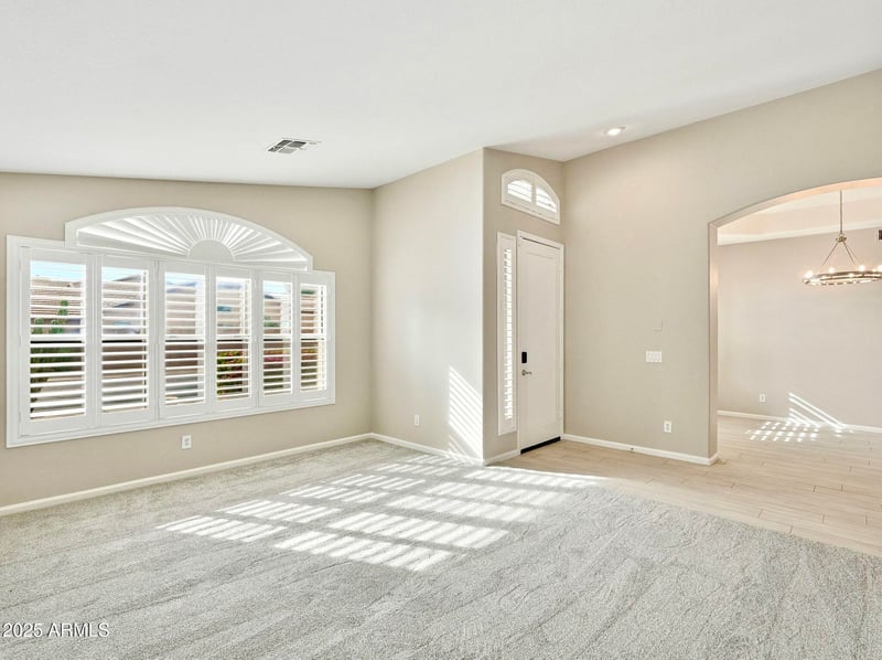 9926 Pantera Ave, Mesa, AZ 85212