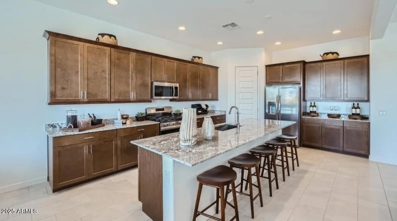 9929 Dutchman Dr, Apache Junction, AZ 85120